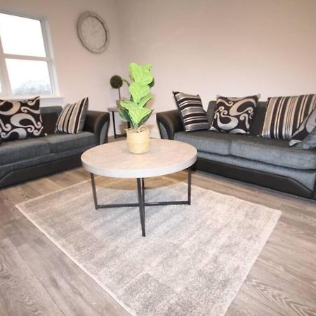 Great West Road Apartments Flat D London Luaran gambar